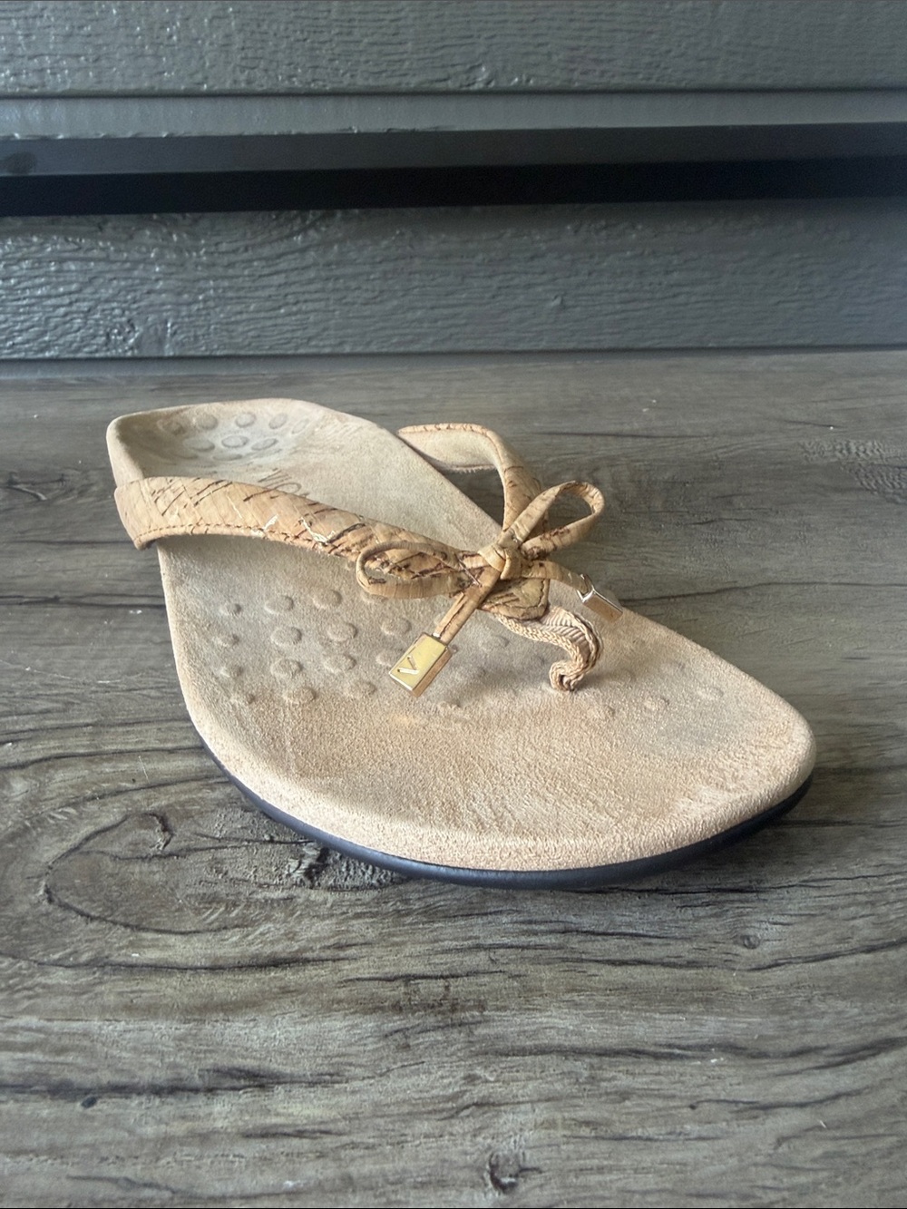 Women’s Vionic sandals size 8.8 - Picture 7 of 7